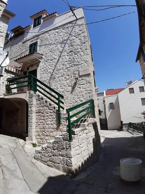 Апартаменты Authentic Dalmatian House Sara Сплит 0*,