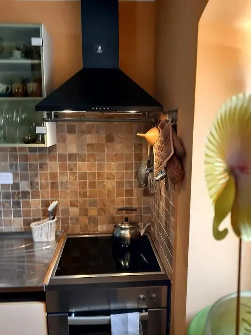 Authentic Dalmatian House Sara Appartement Split